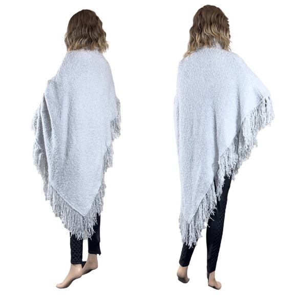 SER.O.YA Frost Poncho SZ XS Silver $348 - Picture 9 of 14